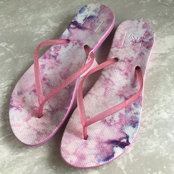 Brand New With Tags Ladies Escape Reef Flip Flops Blue And Cream Size 7